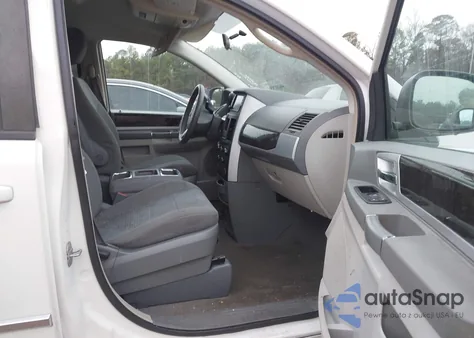 2010 Dodge Grand Caravan Sxt from USA, damaged, VIN 2D4RN5D11AR145857